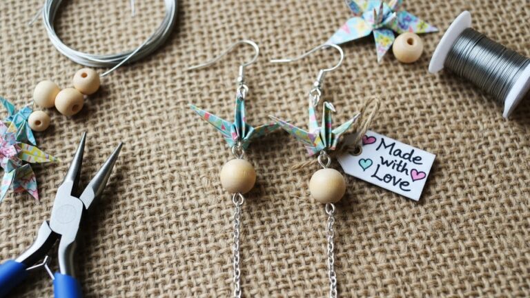 20 DIY Gift Earrings